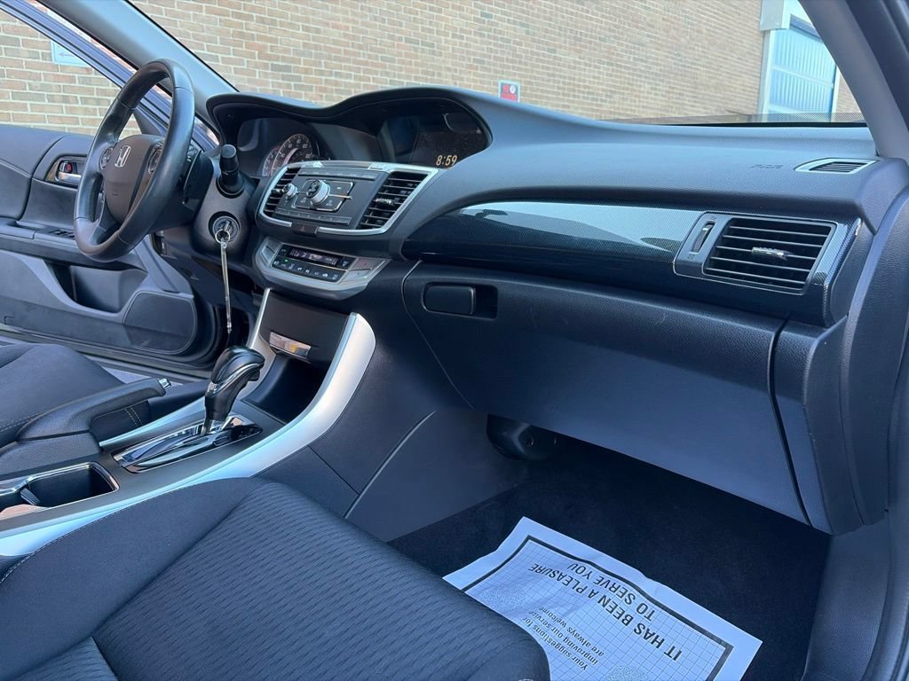 Used 2014 Honda Accord Sport image 21