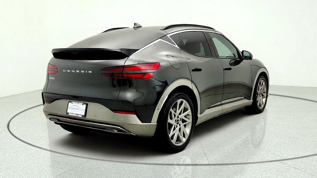 Used 2023 Genesis GV60 Advanced AWD/4WD image 5