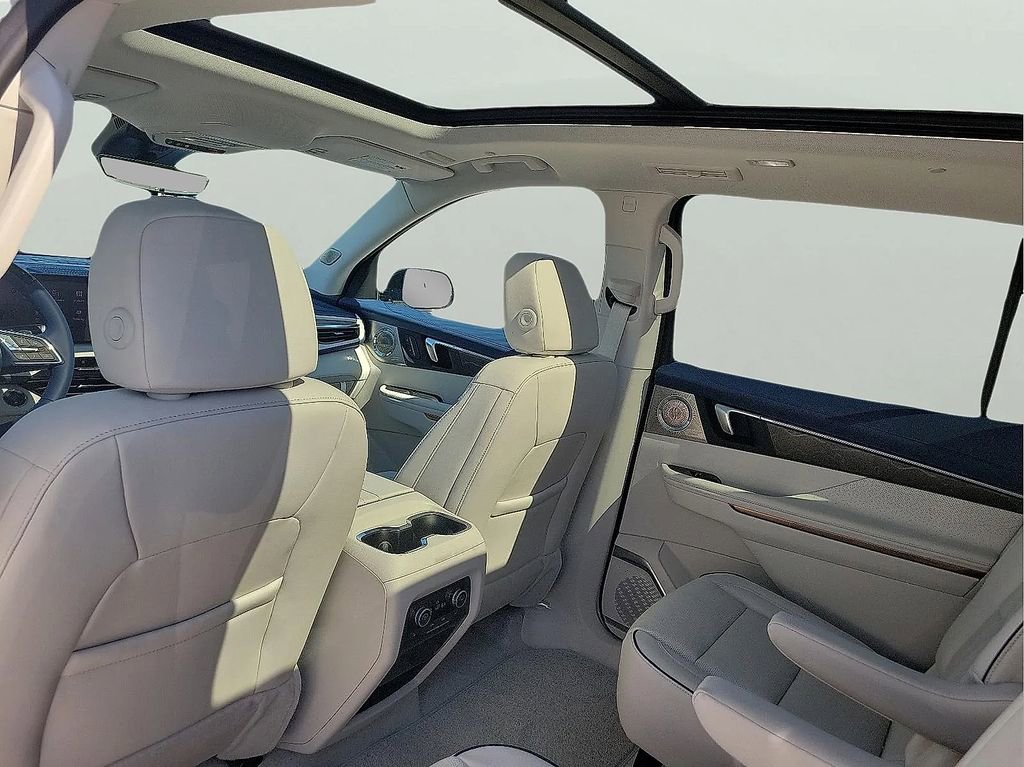 New 2026 Buick Enclave Avenir w/ Super Cruise Package FWD image 12