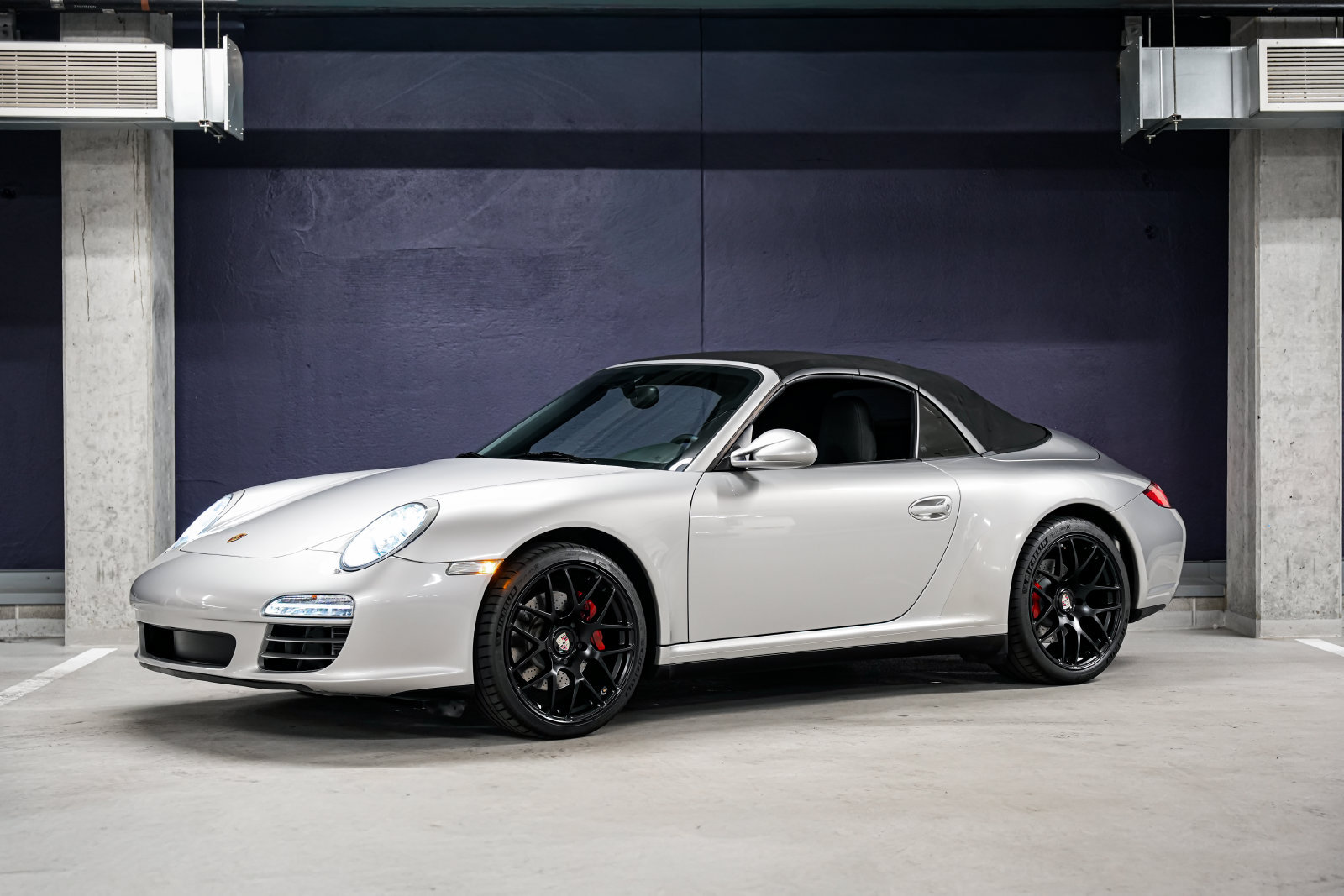 Used 2009 Porsche 911 Carrera 4 AWD/4WD image 6