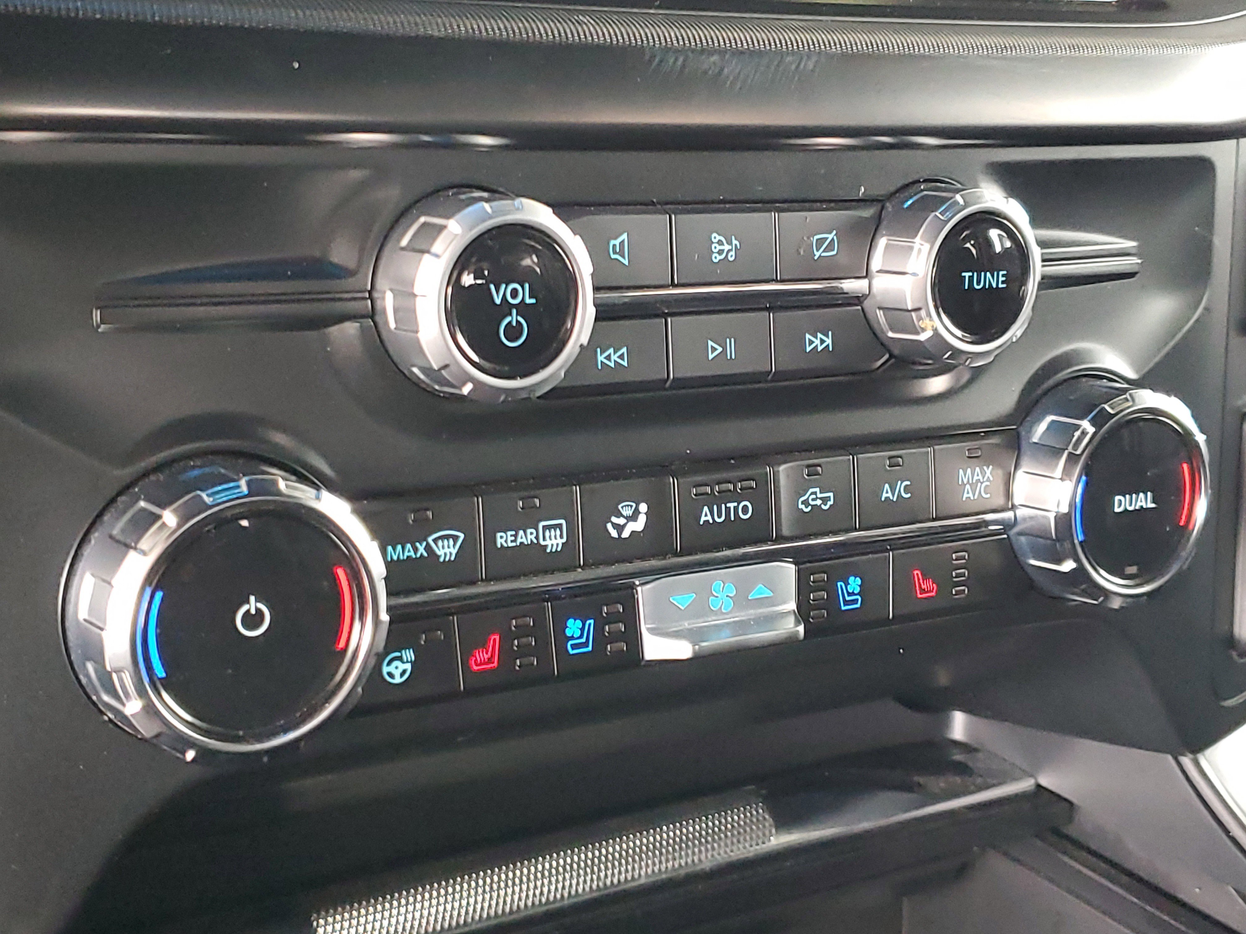 Used 2024 Ford F150 Lariat AWD/4WD image 28