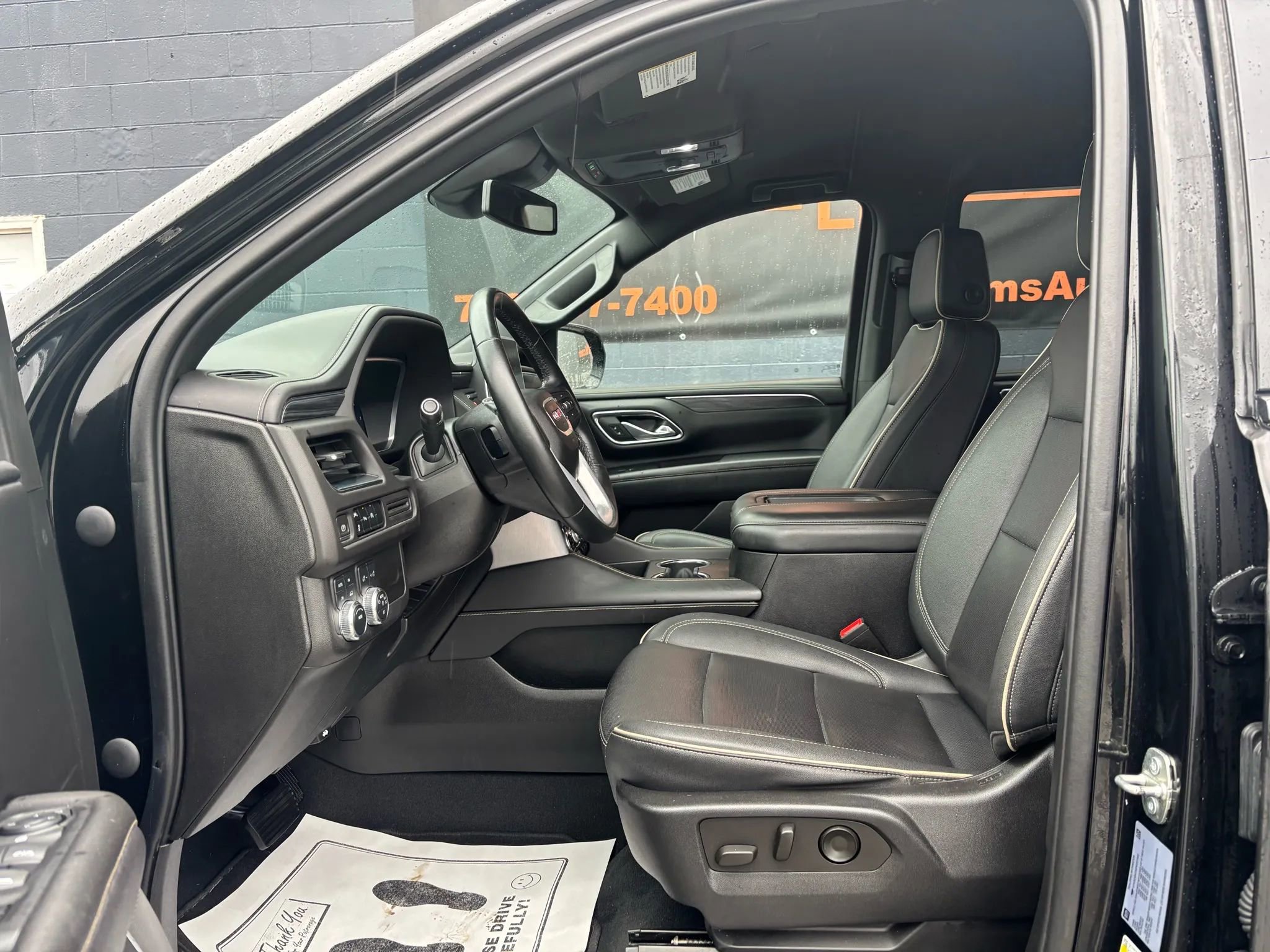 Used 2023 GMC Yukon SLT image 18