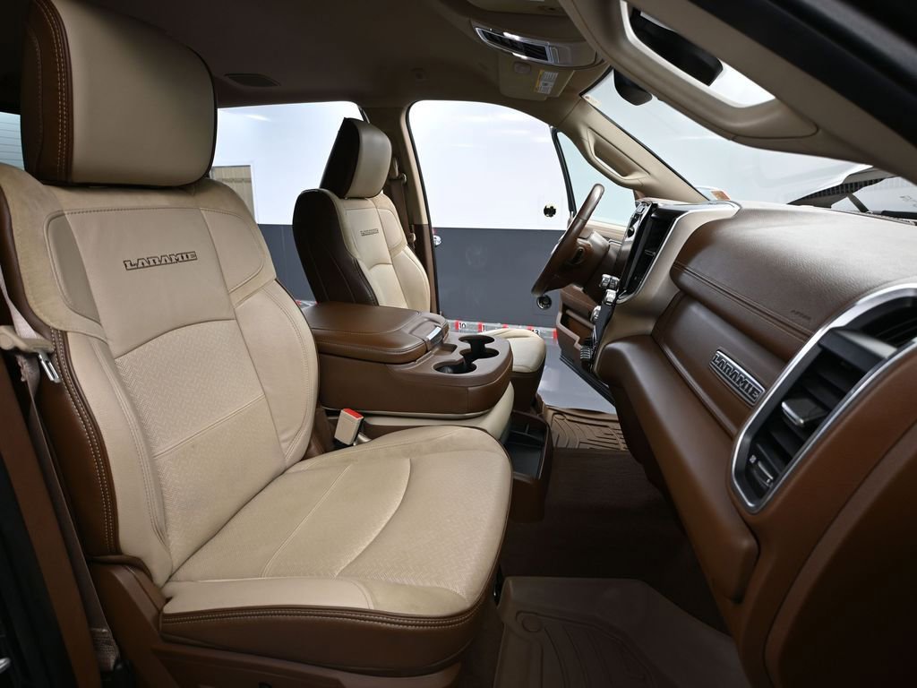 Used 2022 RAM 2500 Laramie w/ Body Color Bumper Group image 46