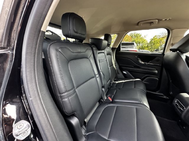 Certified 2024 Lincoln Corsair AWD w/ Equipment Group 101A image 38