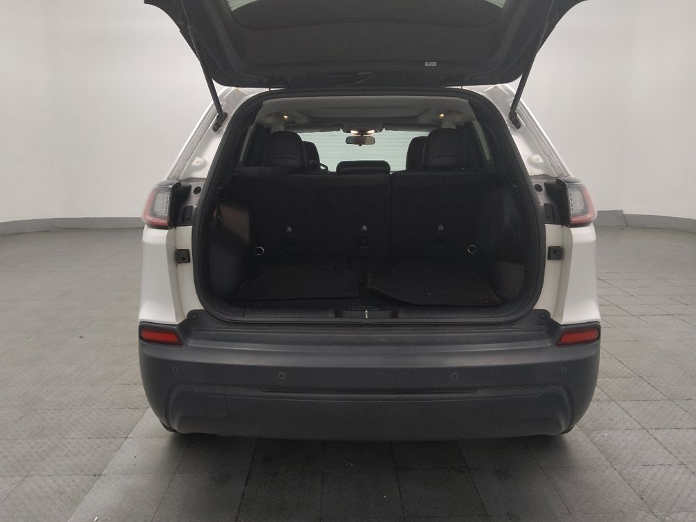 Used 2020 Jeep Cherokee Latitude Plus FWD image 29