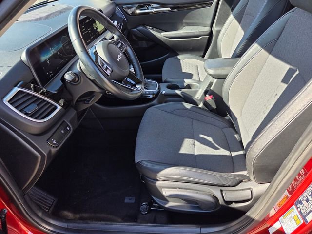 Used 2024 Kia Seltos S image 11