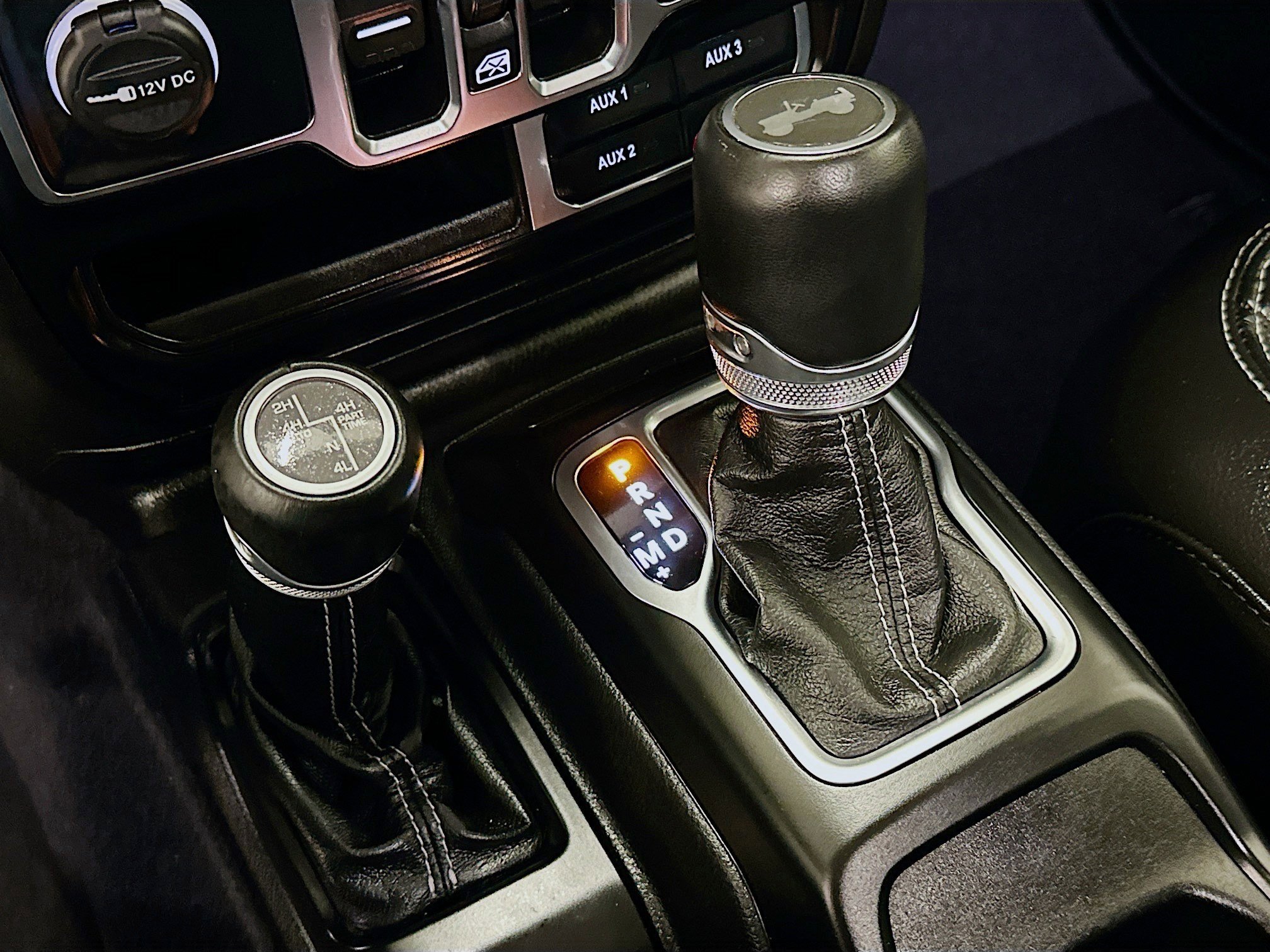 Used 2021 Jeep Wrangler Sahara w/ Cold Weather Group image 25