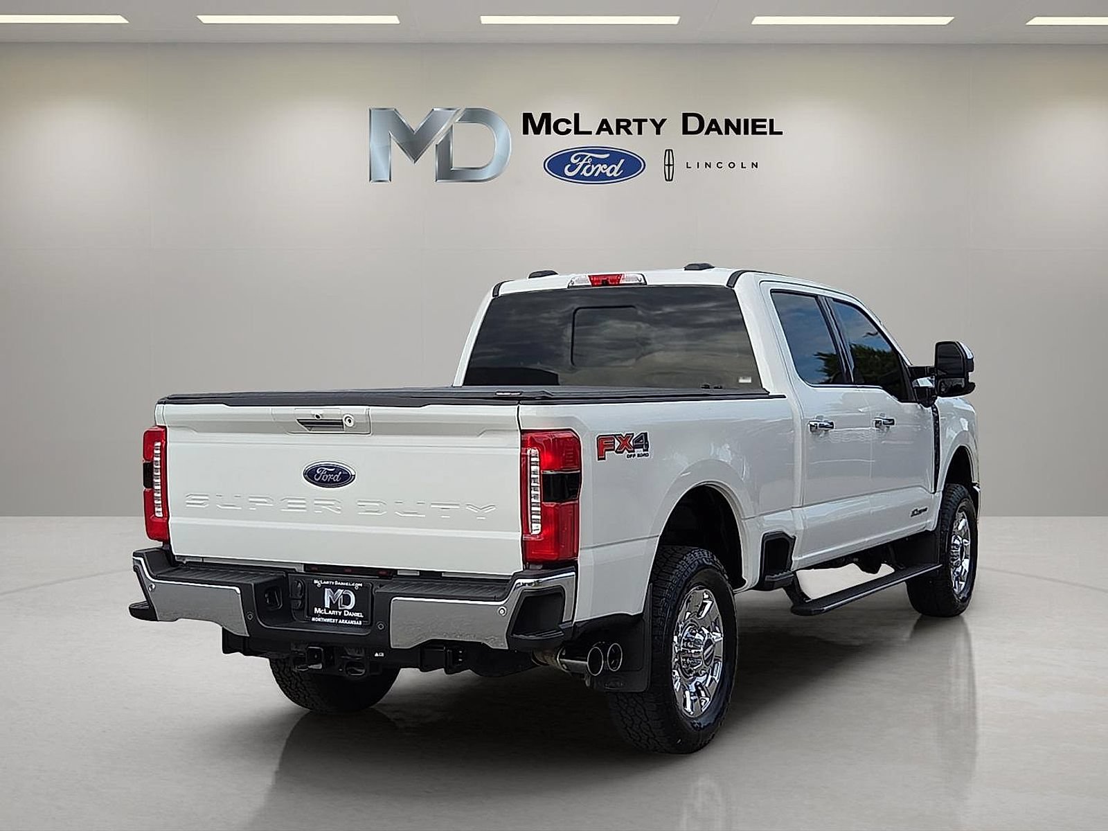 Used 2024 Ford F250 Lariat w/ Lariat Ultimate Package AWD/4WD image 5