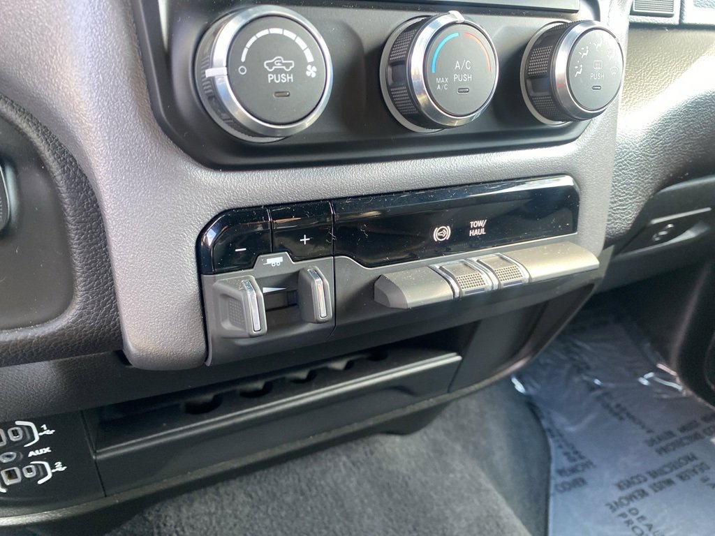 Used 2023 RAM 3500 Big Horn w/ Level 1 Equipment Group image 20