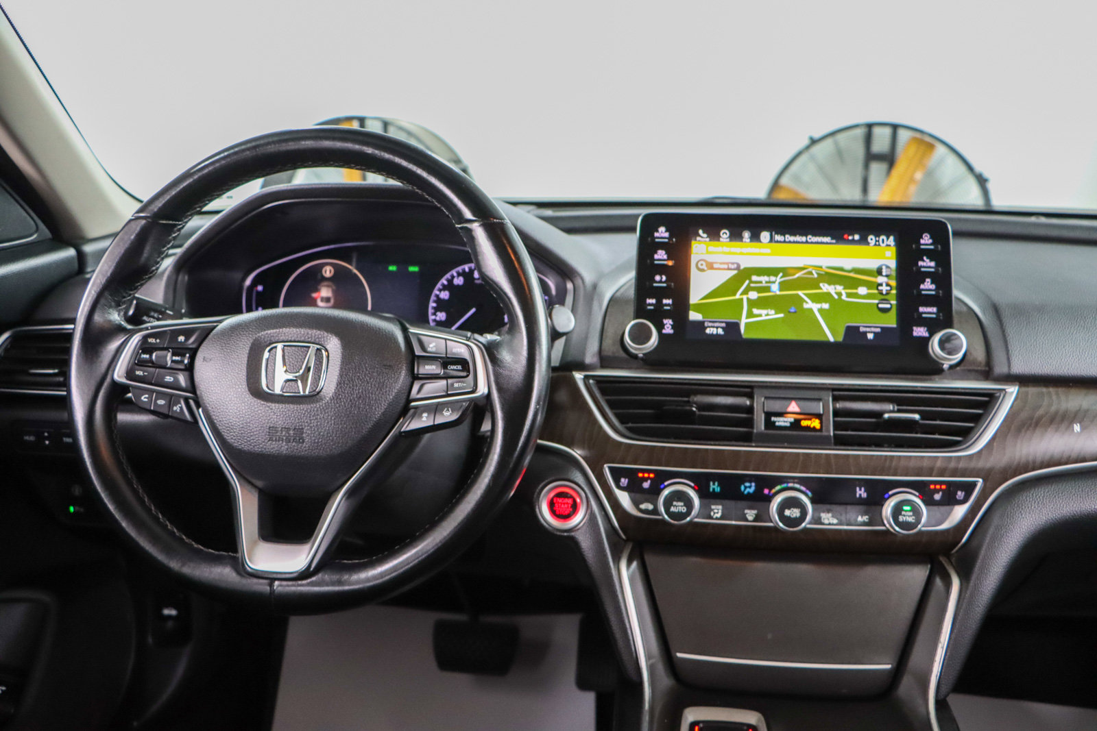 Used 2019 Honda Accord Touring image 17