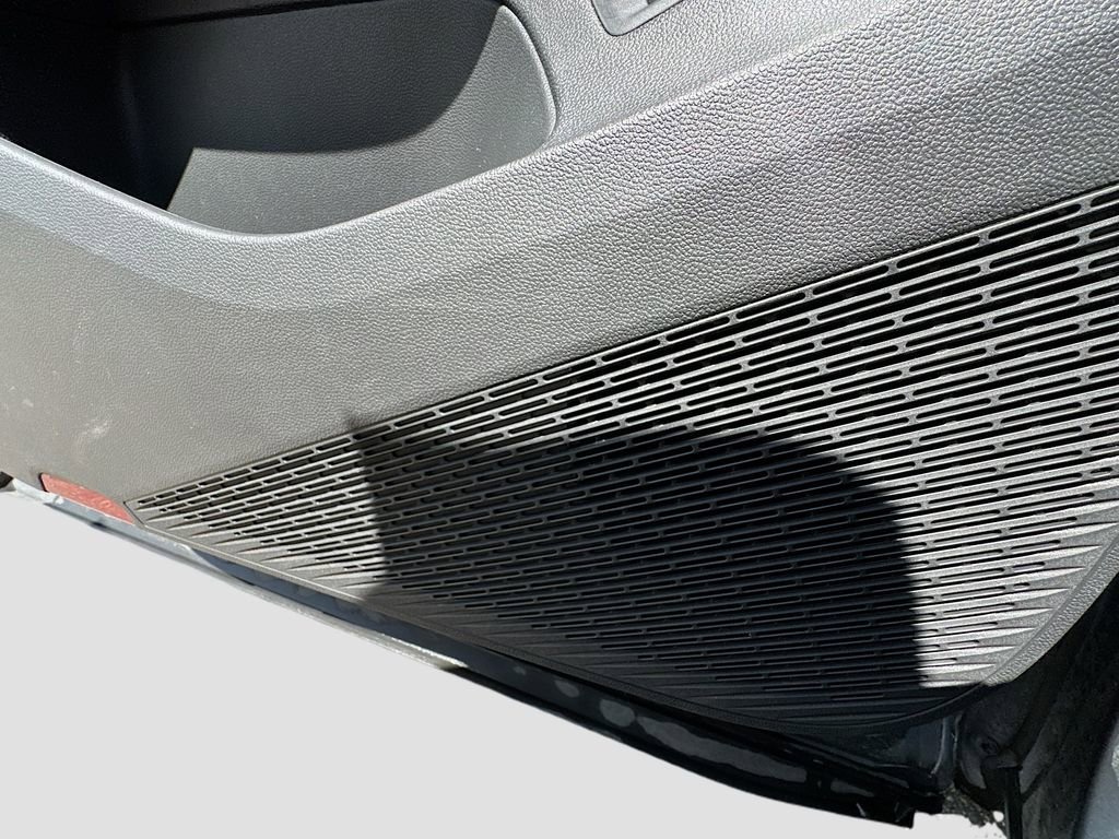 Used 2024 Volkswagen Atlas Cross Sport SE image 22