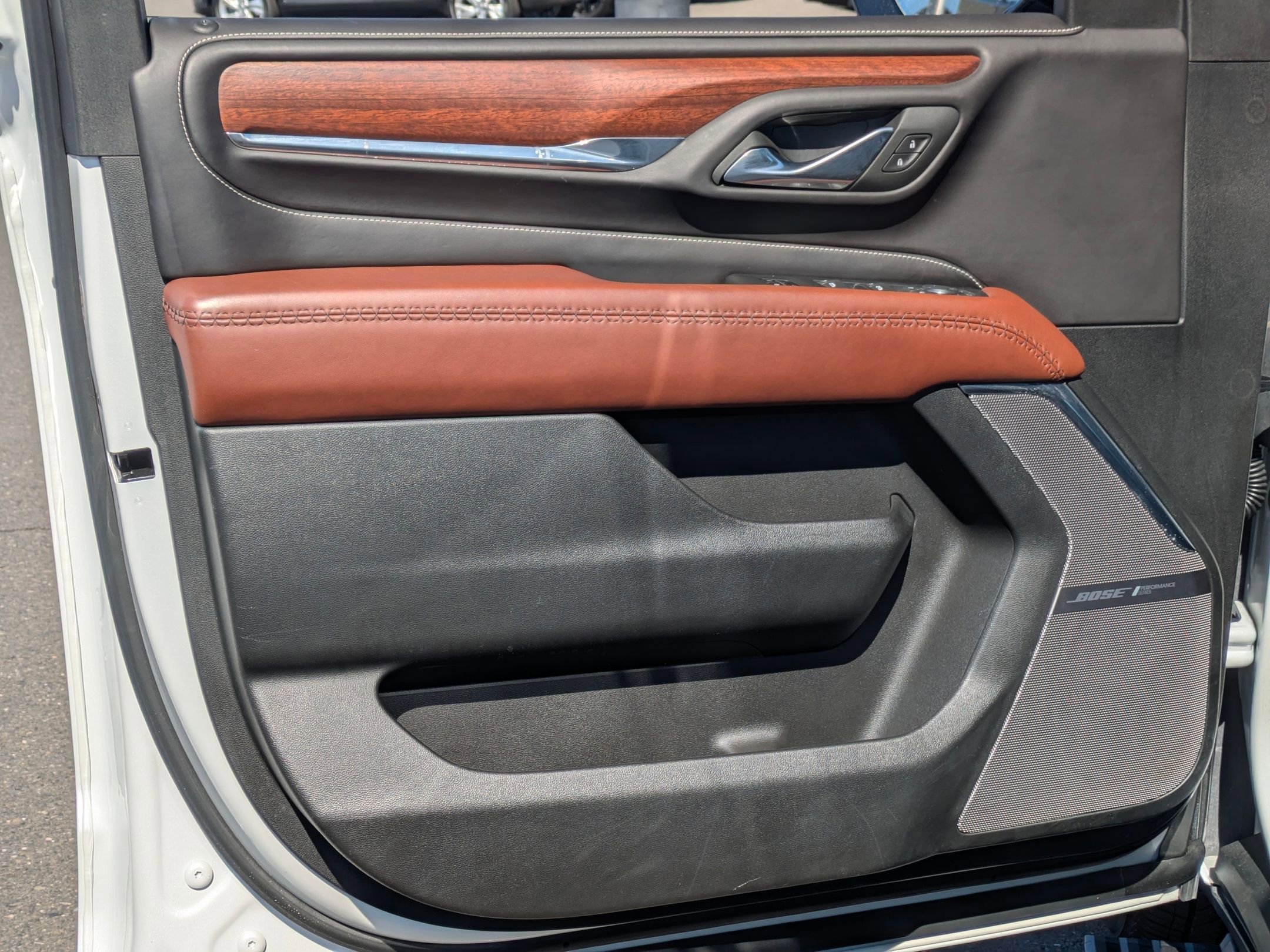 Certified 2023 GMC Yukon Denali Ultimate image 31