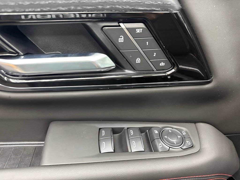 New 2026 GMC Yukon XL AT4 Ultimate w/ LPO, Get Active Package AWD/4WD image 8