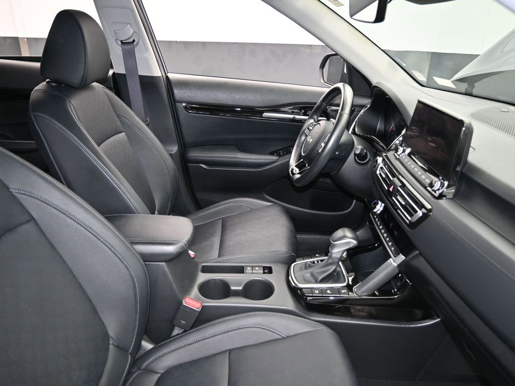 Used 2023 Kia Seltos SX image 44