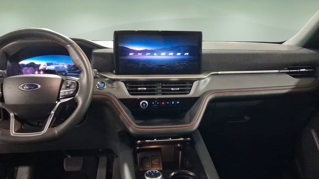Used 2025 Ford Explorer ST-Line AWD/4WD image 10