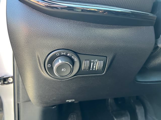 Certified 2025 Jeep Compass Trailhawk AWD/4WD image 12