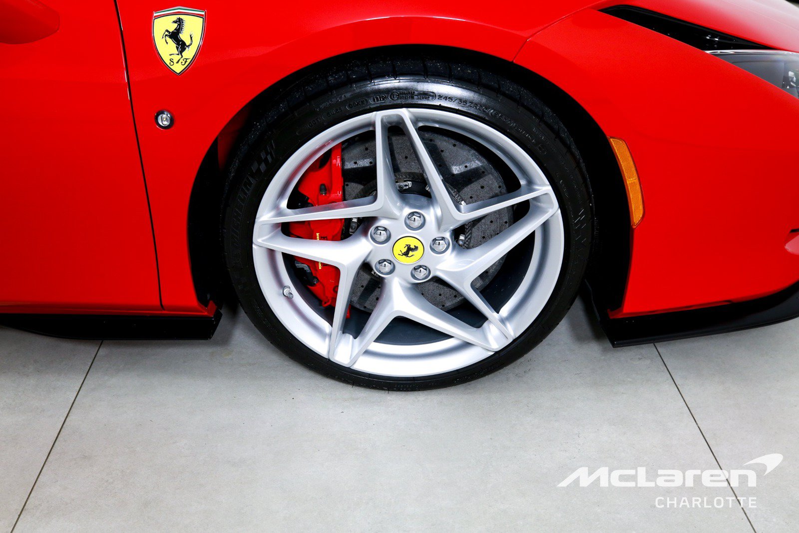 Used 2020 Ferrari F8 Tributo RWD image 29