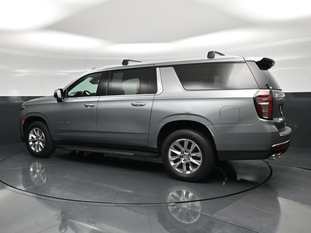 Used 2023 Chevrolet Suburban Premier AWD/4WD image 10