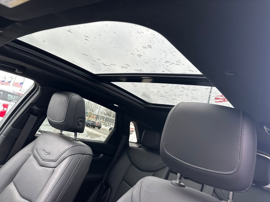 Certified 2023 Cadillac XT5 Premium Luxury w/ LPO, Floor Liner Package image 26