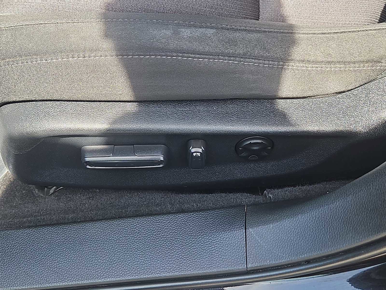 Certified 2019 Honda Accord EX image 17