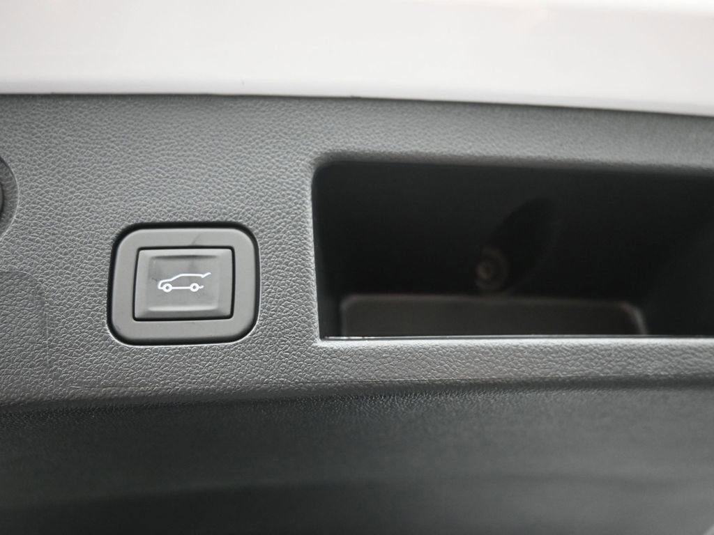 New 2026 Chevrolet Equinox LT w/ Convenience Package II image 10