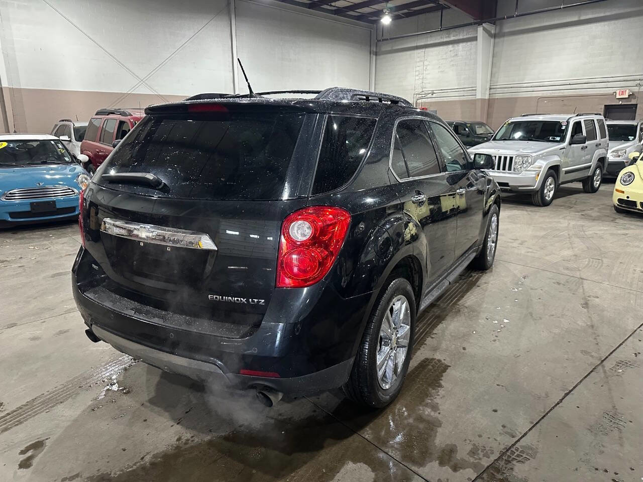Used 2010 Chevrolet Equinox LTZ image 18