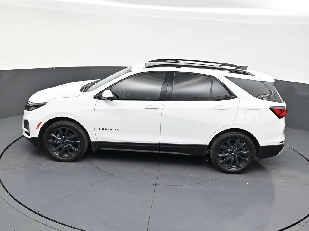 Used 2024 Chevrolet Equinox RS w/ RS Leather Package FWD image 13