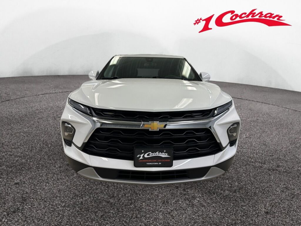 Used 2025 Chevrolet Blazer LT AWD/4WD image 32