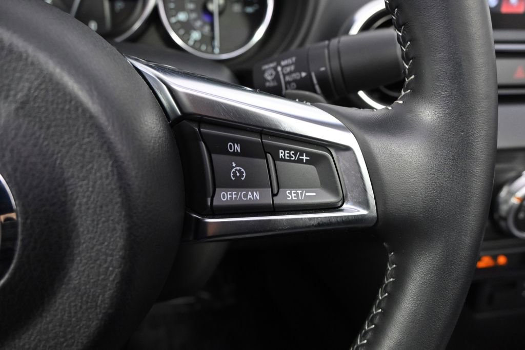 Used 2023 MAZDA MX-5 Miata Grand Touring RWD image 36
