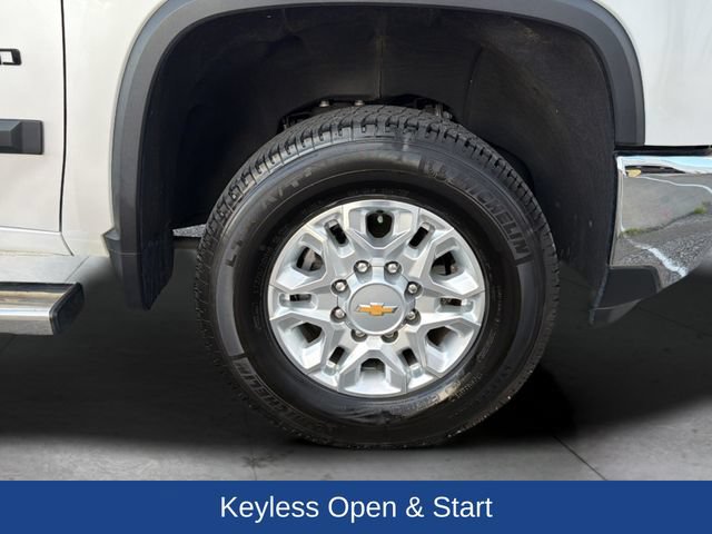 Certified 2024 Chevrolet Silverado 2500 LTZ w/ LTZ Convenience Package AWD/4WD image 30