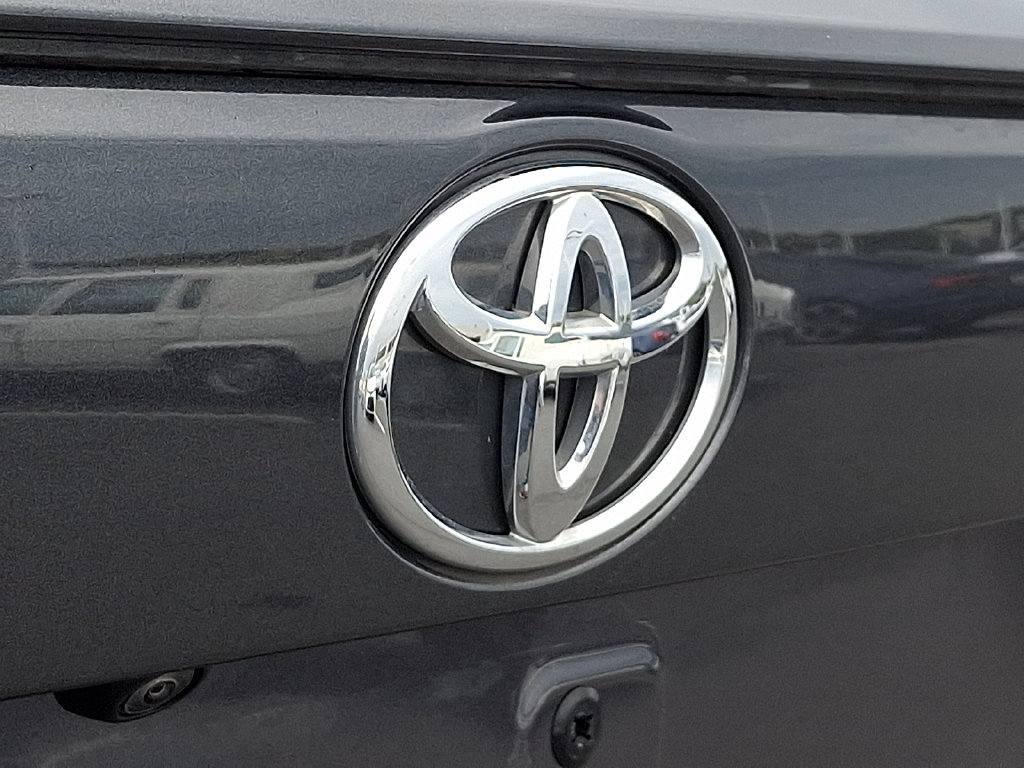 Certified 2024 Toyota RAV4 XLE Premium w/ Weather Package AWD/4WD image 31