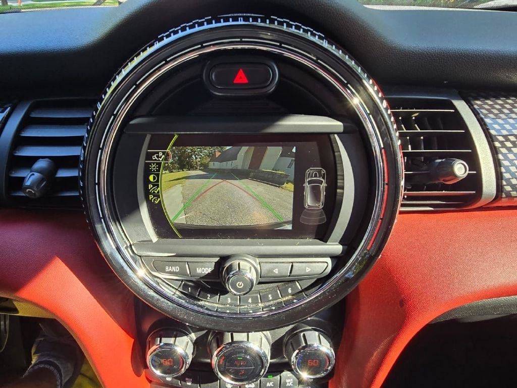 Used 2018 MINI Cooper John Cooper Works FWD image 9