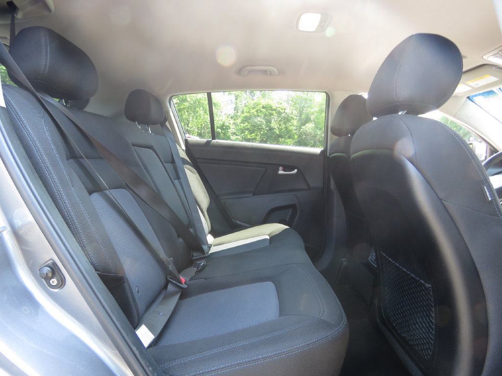 Used 2016 Kia Sportage LX AWD/4WD image 15