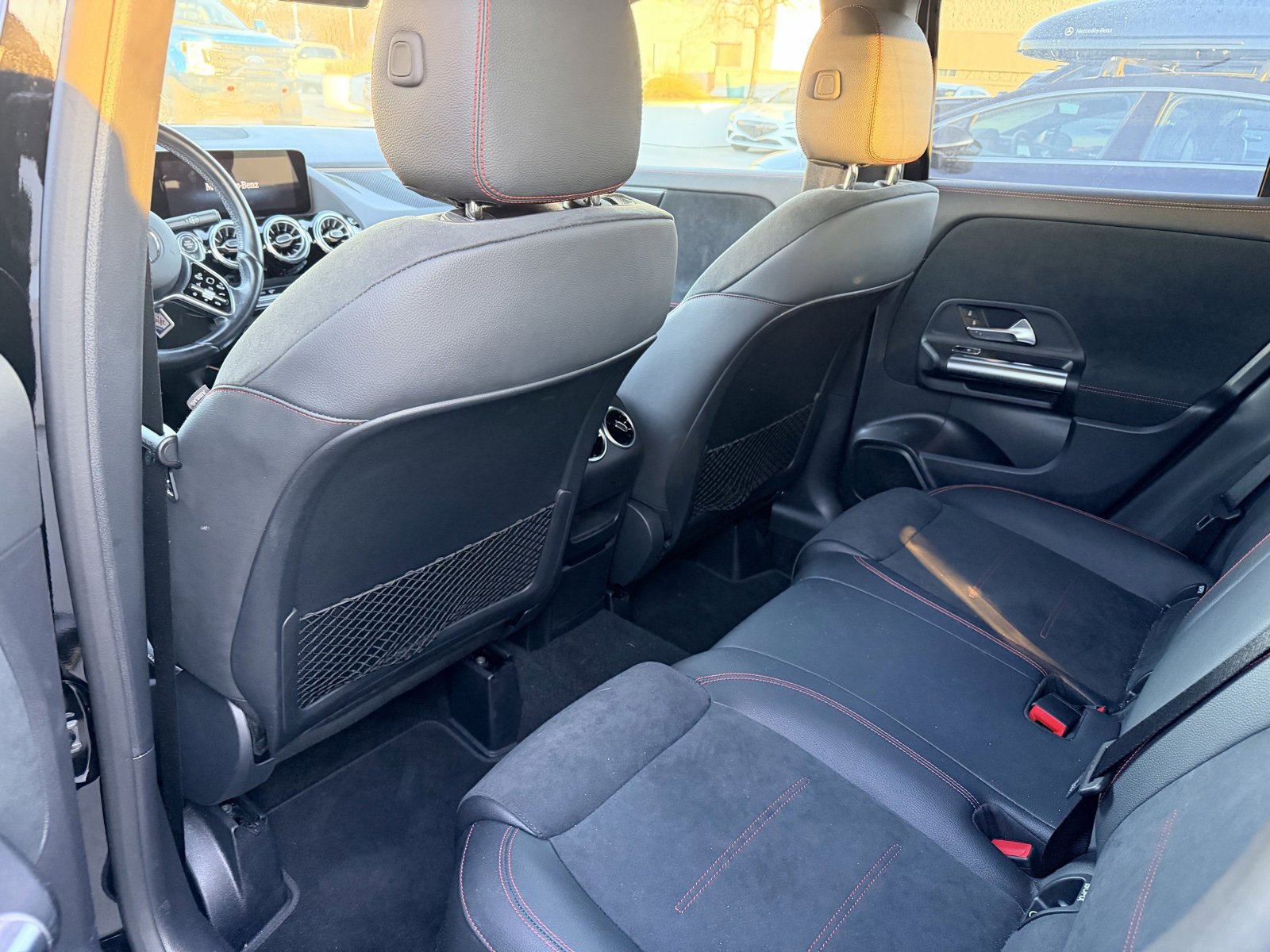 Used 2023 Mercedes-Benz GLA 250 4MATIC image 3