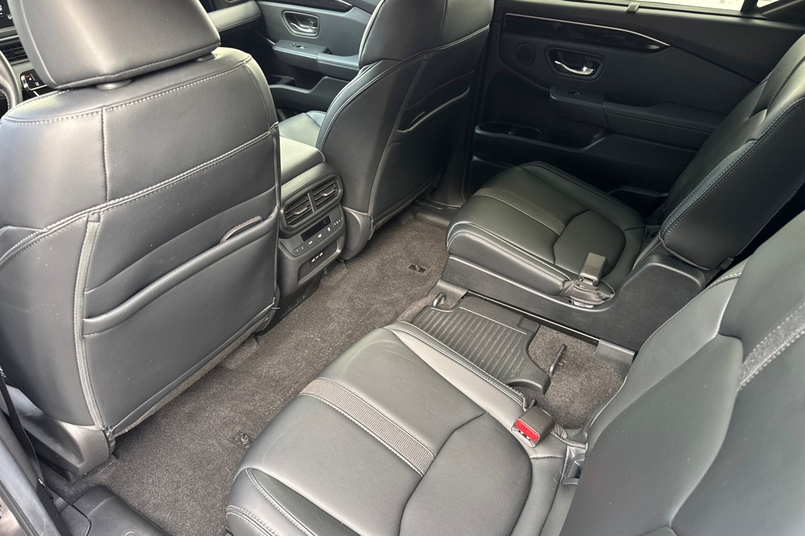 Certified 2024 Honda Pilot Touring image 26