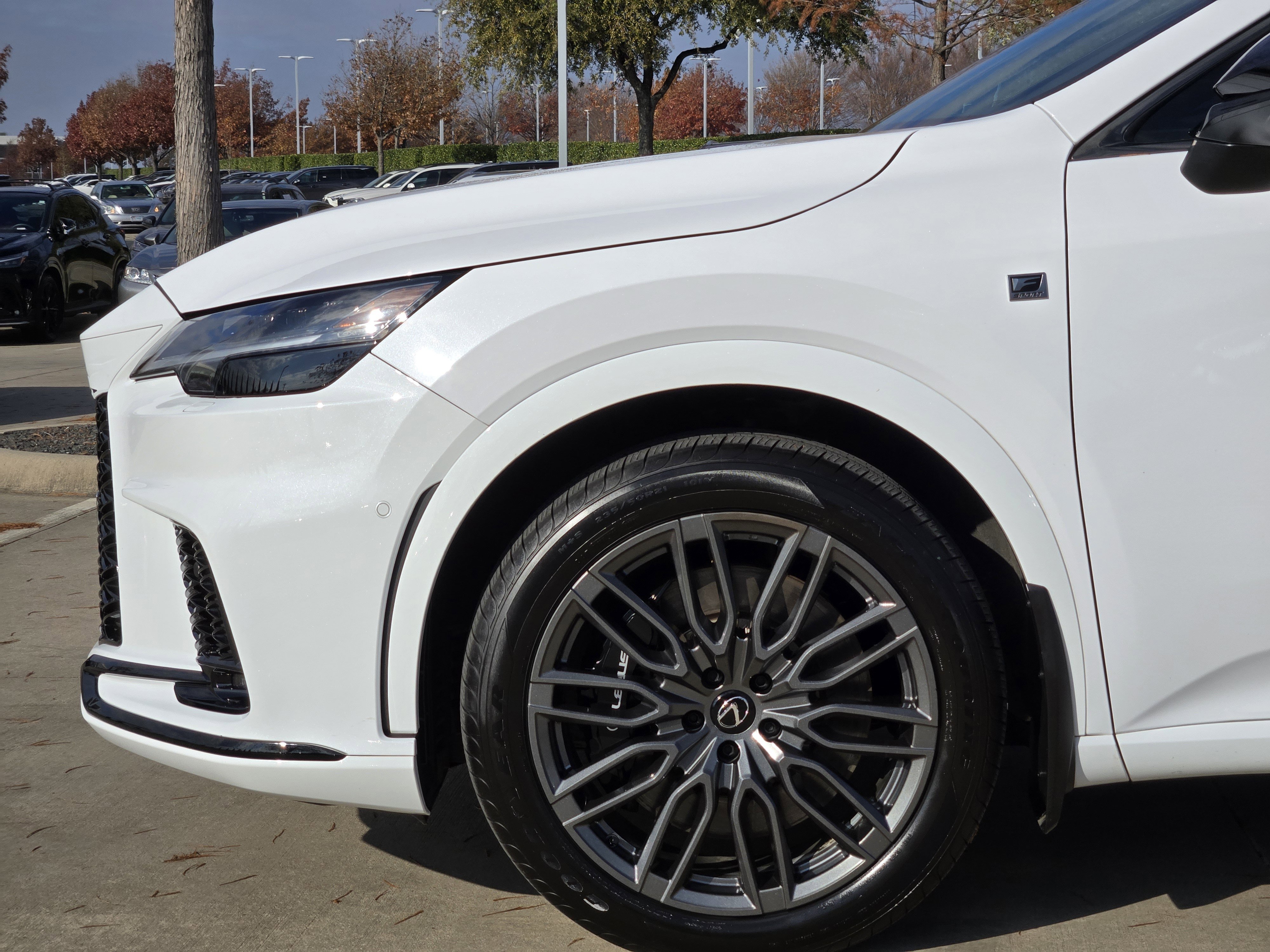 Used 2023 Lexus RX 500h F Sport image 11