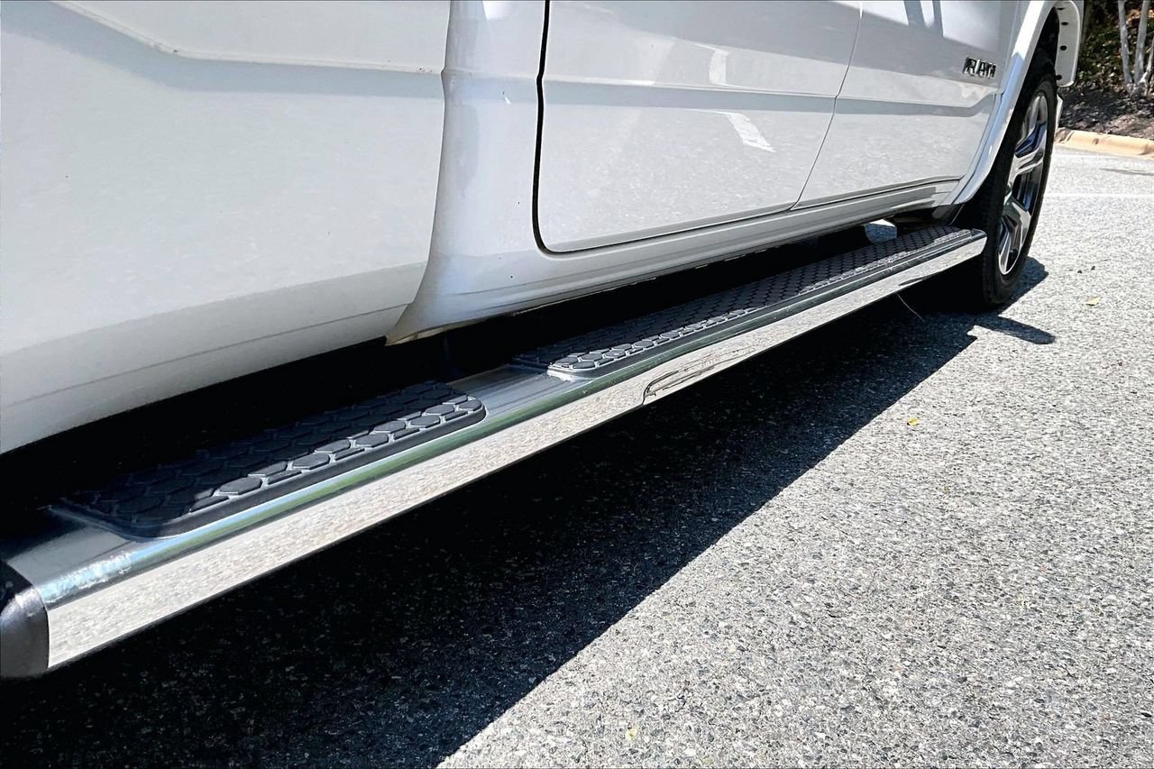 Certified 2022 RAM 1500 Laramie RWD image 28