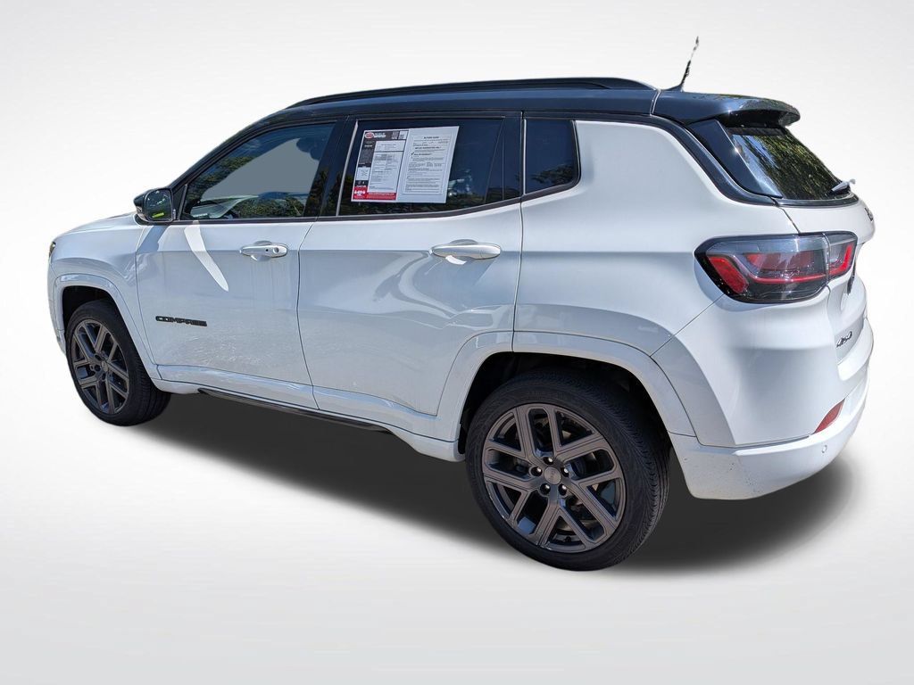 Used 2024 Jeep Compass Limited w/ High Altitude Package AWD/4WD image 5