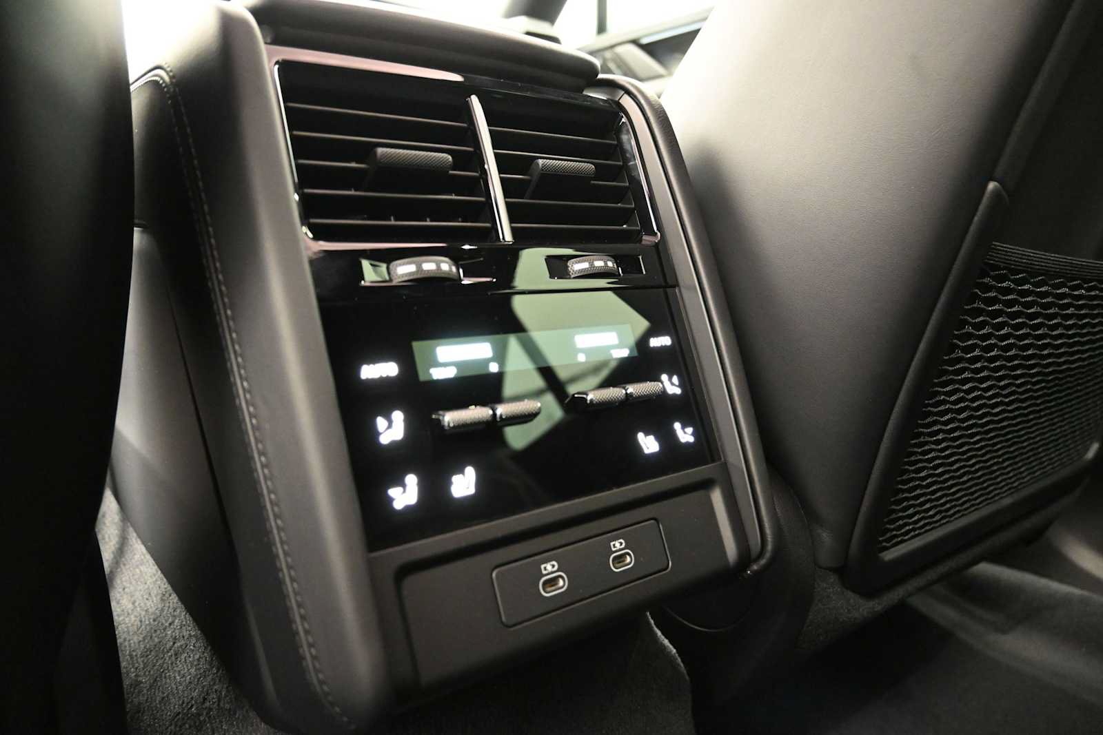 New 2026 Porsche Cayenne S AWD/4WD image 25