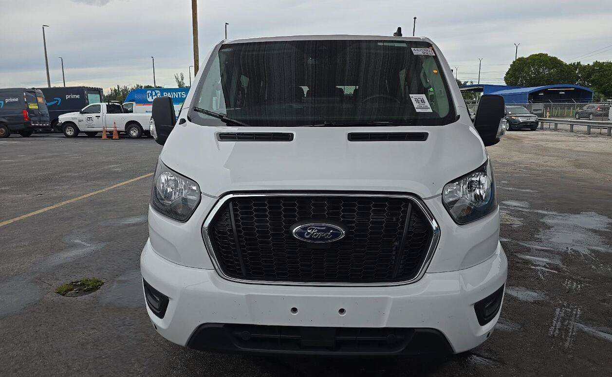 Used 2025 Ford Transit 350 XLT RWD image 18