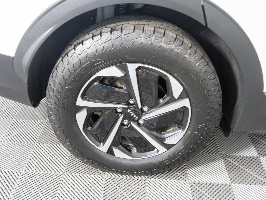 Used 2023 Kia Sportage LX AWD/4WD image 29