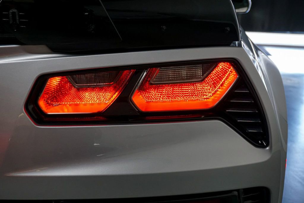 Used 2019 Chevrolet Corvette Z06 image 86