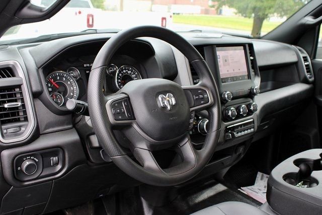 New 2024 RAM 3500 Tradesman image 18