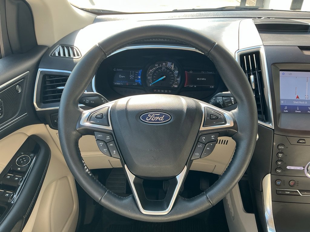 Used 2020 Ford Edge Titanium w/ Equipment Group 301A AWD/4WD image 12