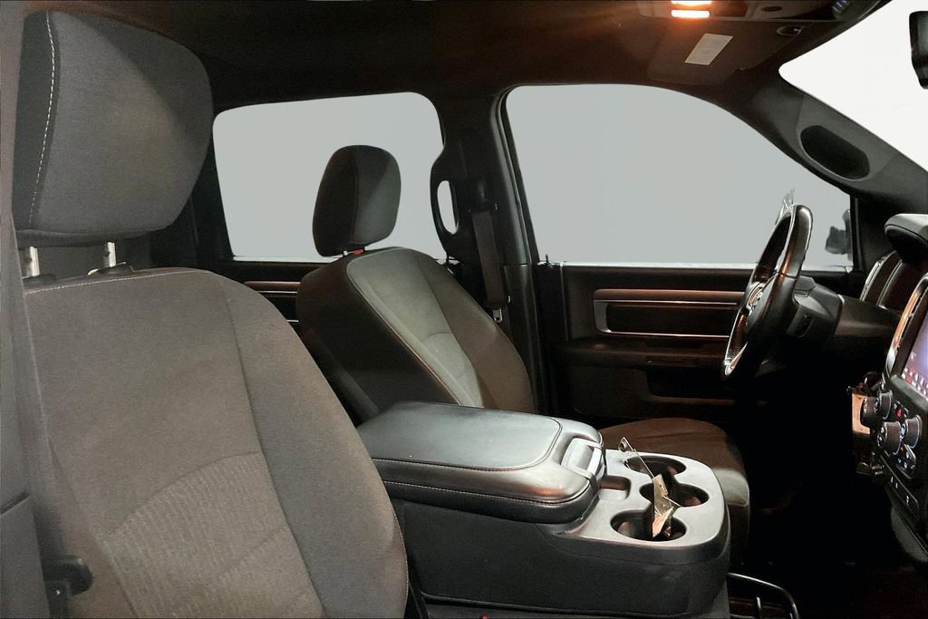 Used 2021 RAM 1500 Classic Warlock image 30