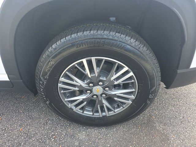 New 2026 Chevrolet Traverse LT image 7