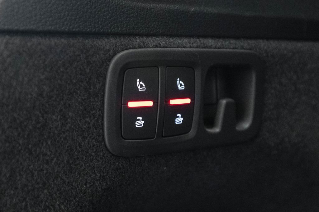 Used 2020 Audi Q7 3.0T Premium Plus image 38