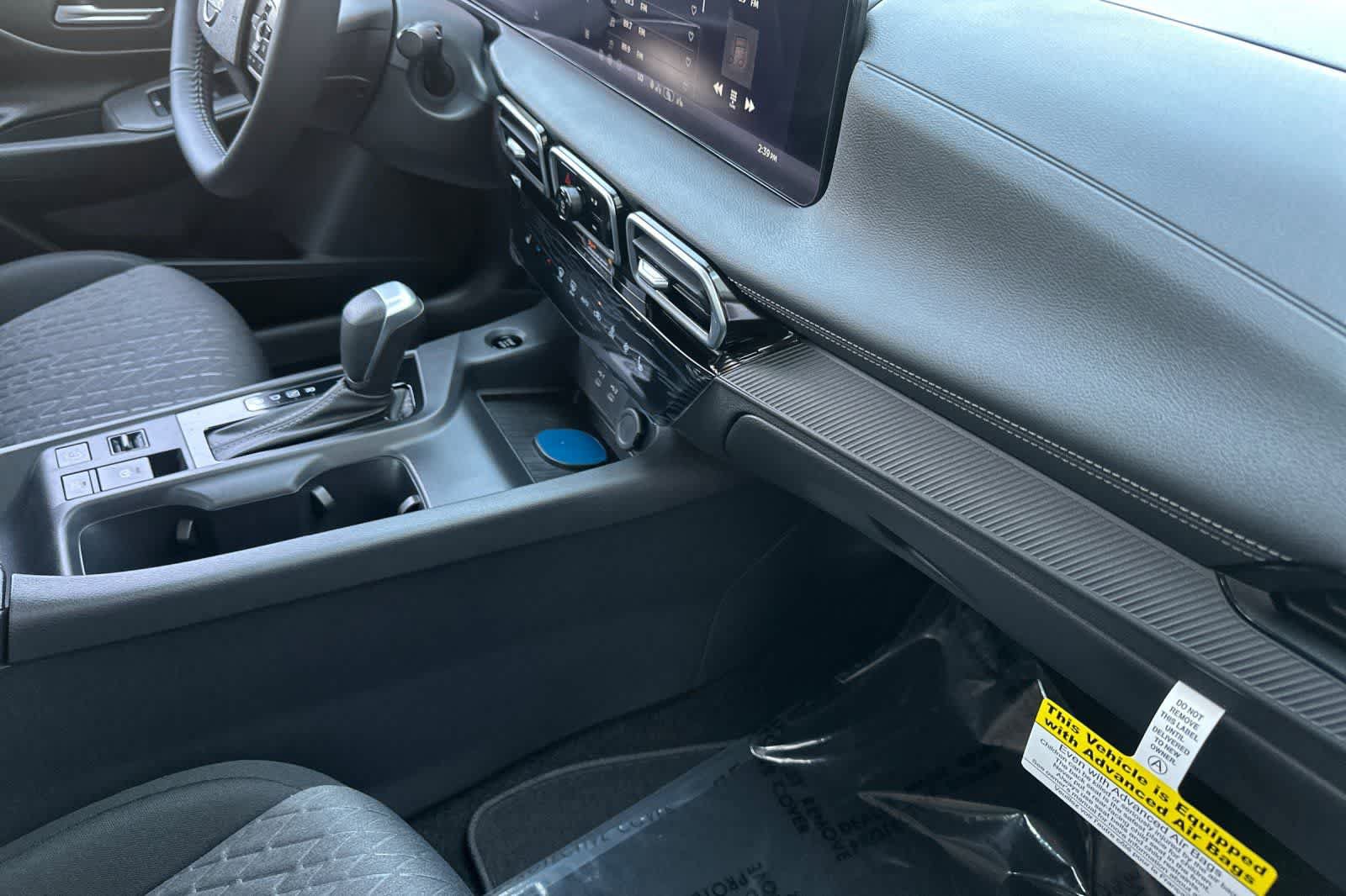 New 2027 Nissan Sentra SV FWD image 18