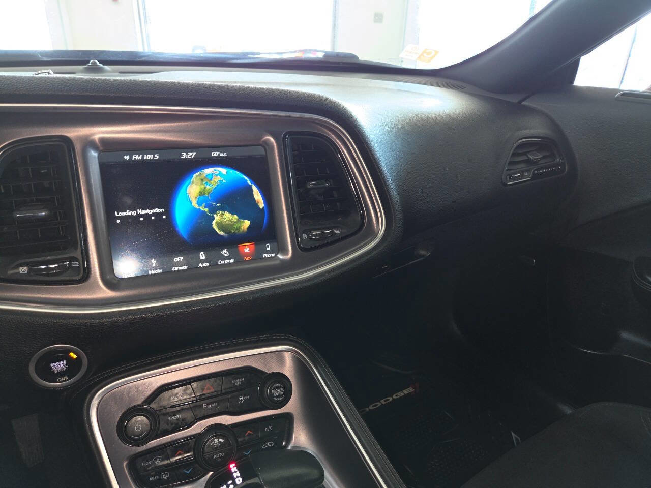 Used 2019 Dodge Challenger SXT w/ Driver Convenience Group AWD/4WD image 28