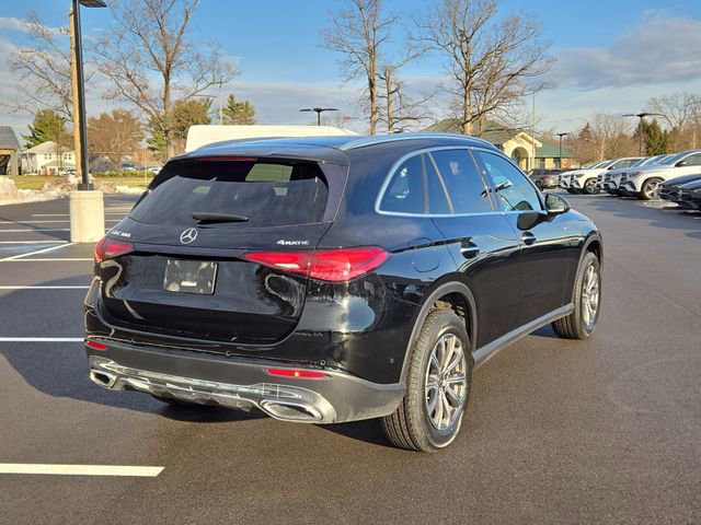Used 2023 Mercedes-Benz GLC 300 4MATIC image 3
